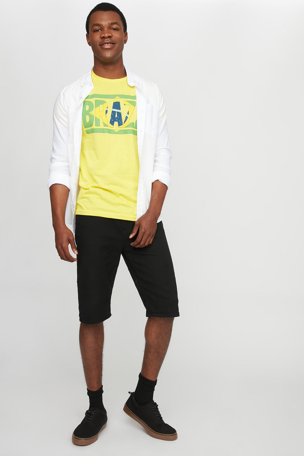 Men T-shirt à imprimé World Cup Brazil avec encolure dégagée Jaune