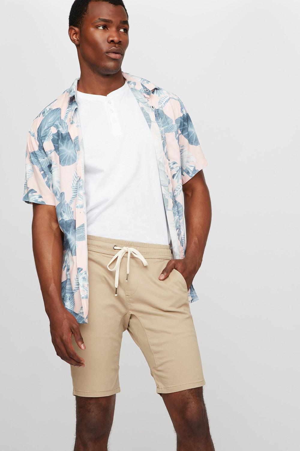 Men Short de jogging mince en toile à taille coulissante Kaki