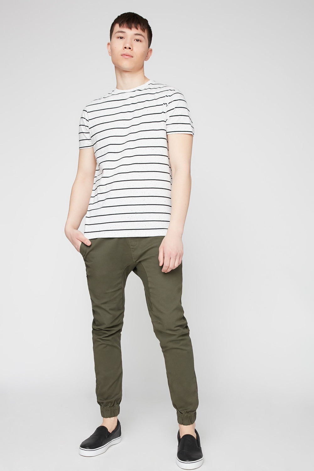 Men Olive Twill Drawstring Jogger Khaki