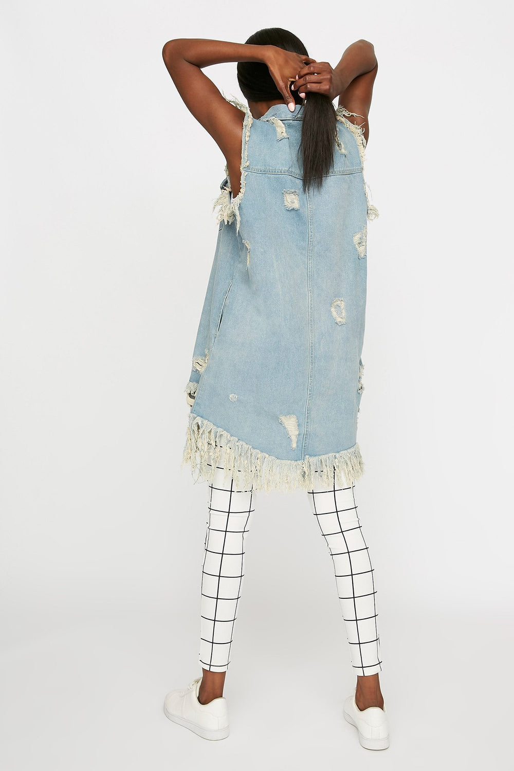 Women Longline Distressed Frayed Hem Denim Vest Light Blue
