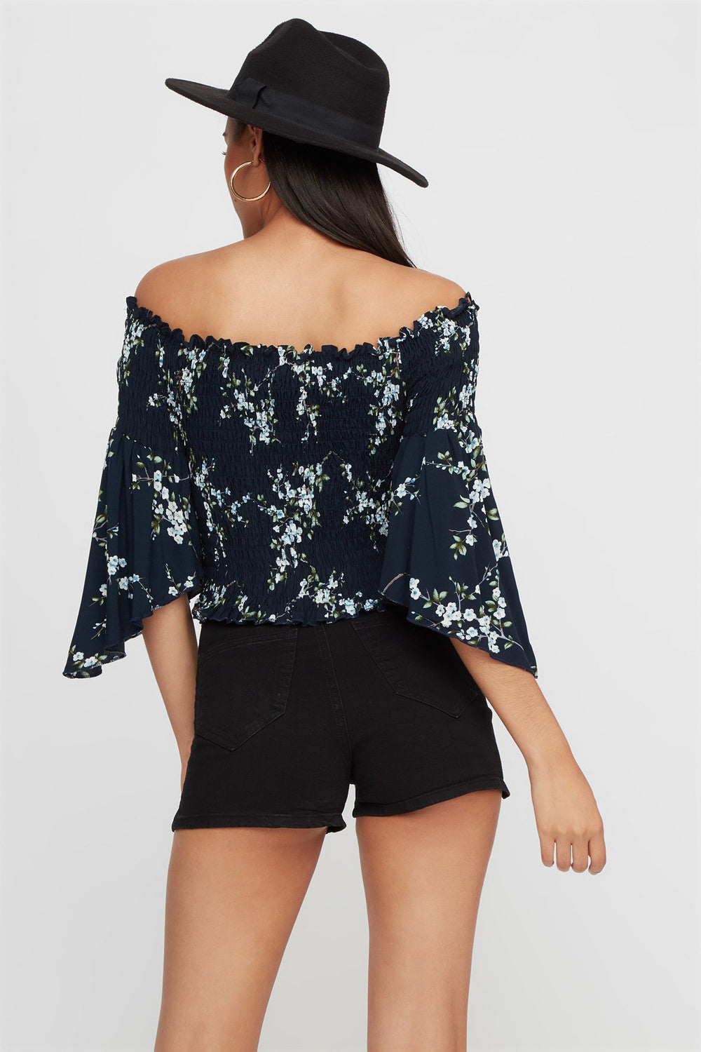 Women Blouse courte smockée fleurie à manches évasées et épaules dénudées Marine
