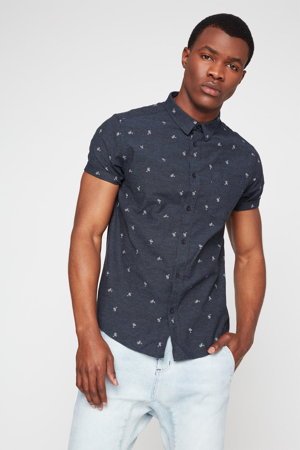 Men Chemise boutonnée à motif de flamants avec manches courtes Marine