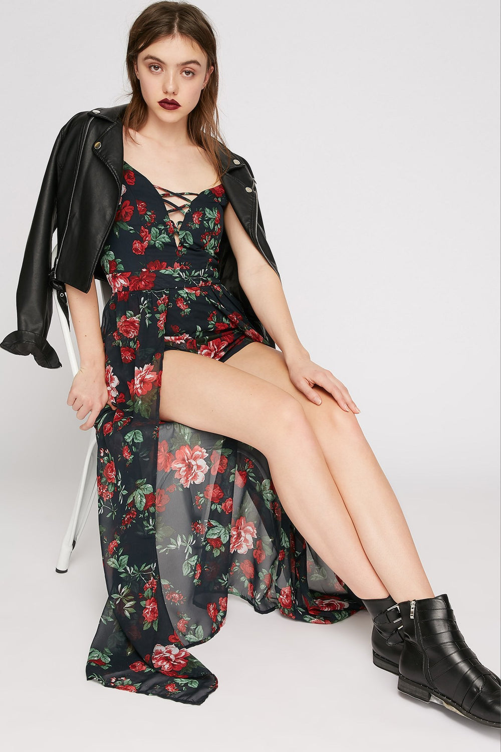 Women Combi-short fleuri diaphane à décolleté plongeant et motif de cage Marine