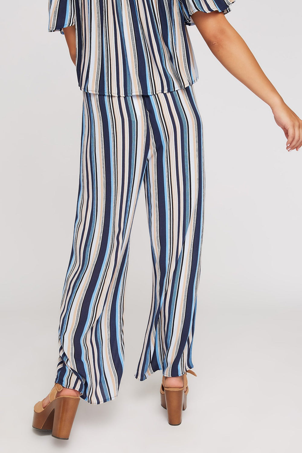 Women Pantalon à enfiler volanté rayé à jambe large Marine