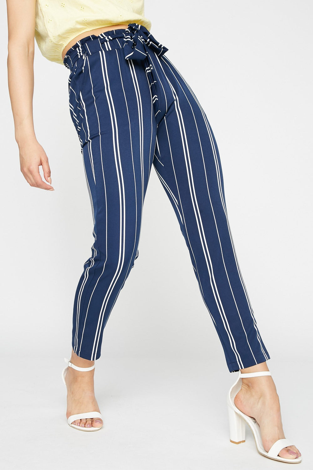 Women Pantalon imprimé à taille haute roulée avec attache Marine