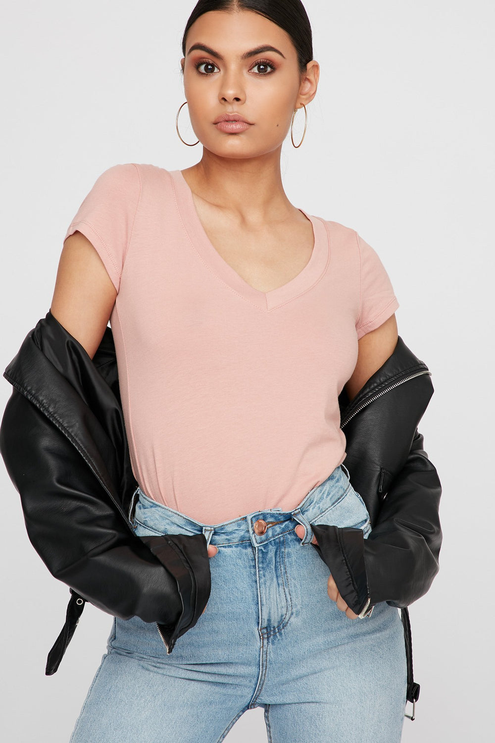 Women Basic V-Neck T-Shirt Mauve