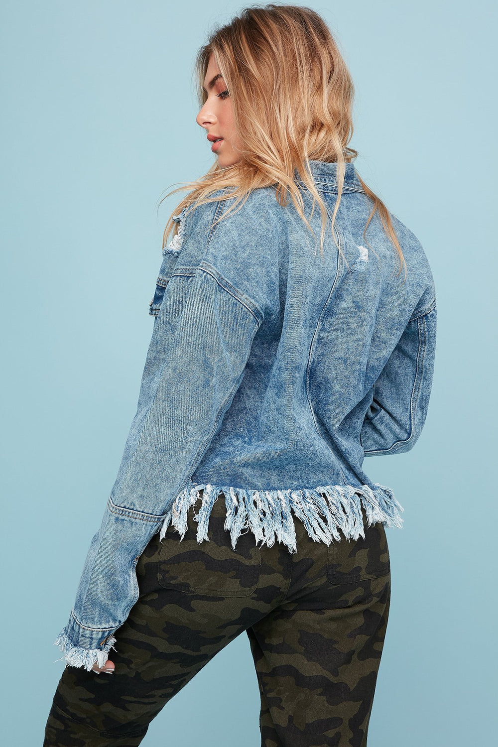 Women Distressed Frayed Hem Cropped Denim Jacket Medium Blue