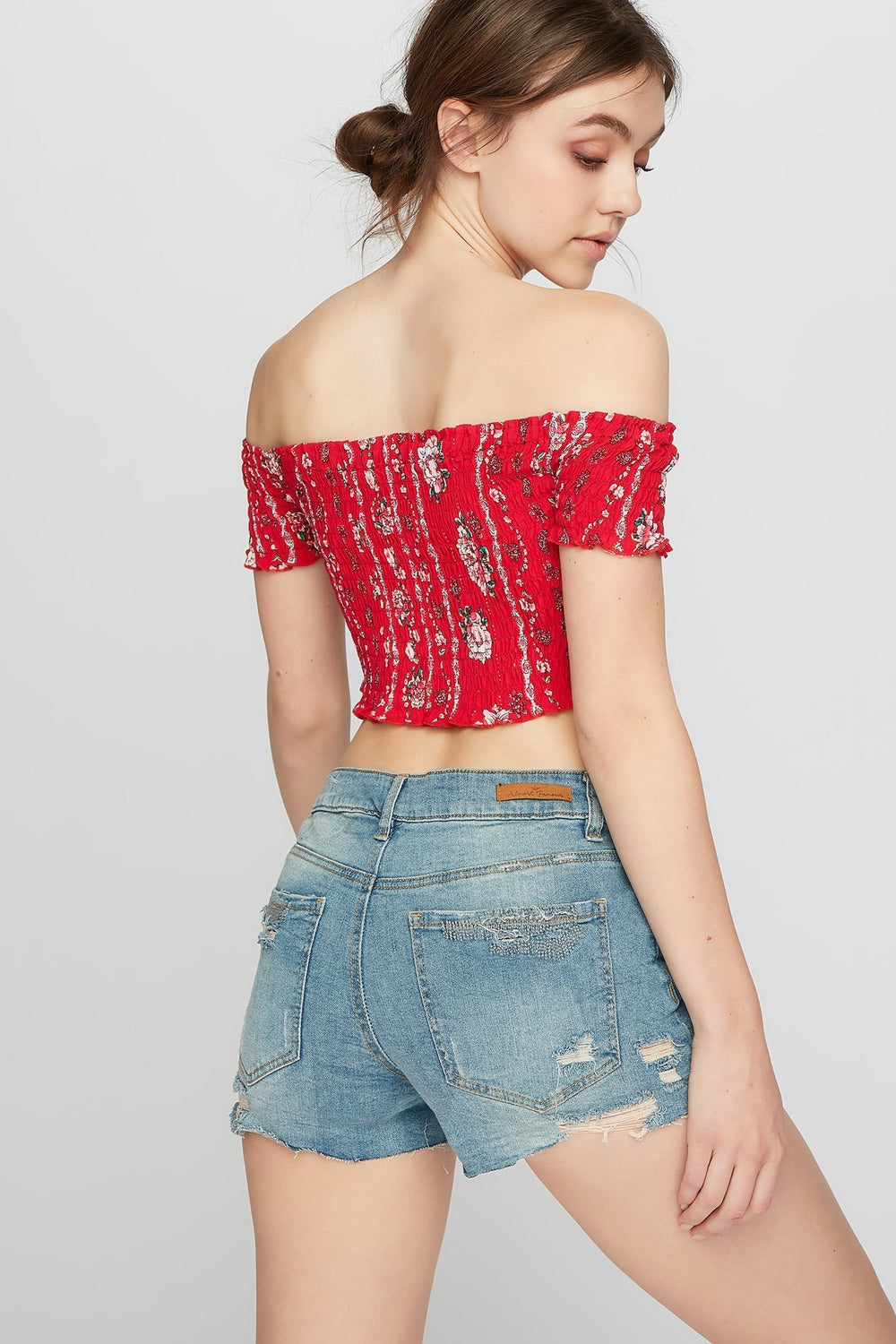 Women Mid-Rise Distressed Denim Short Medium Blue