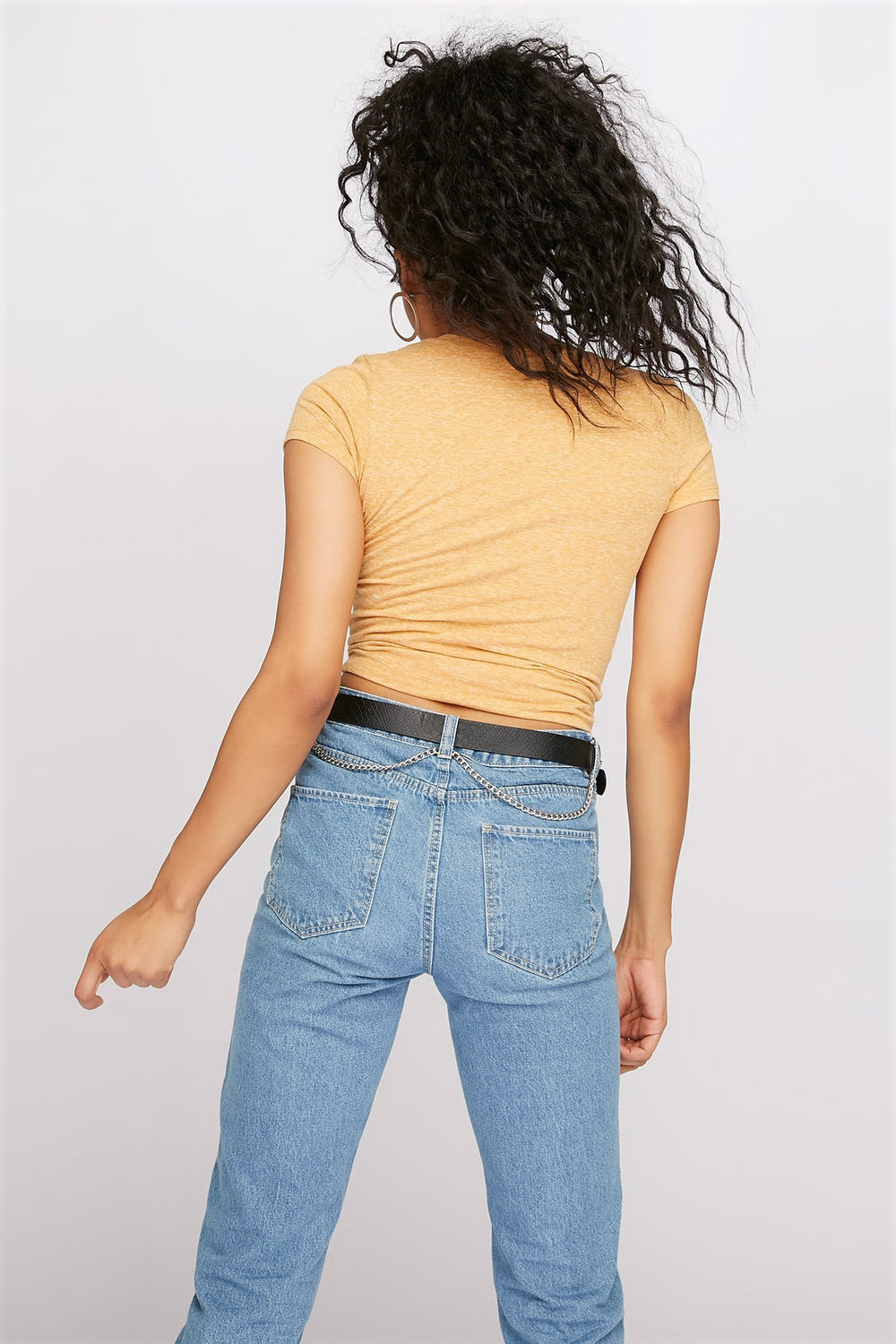 Women T-shirt de base teint par espacements à encolure en V Moutarde