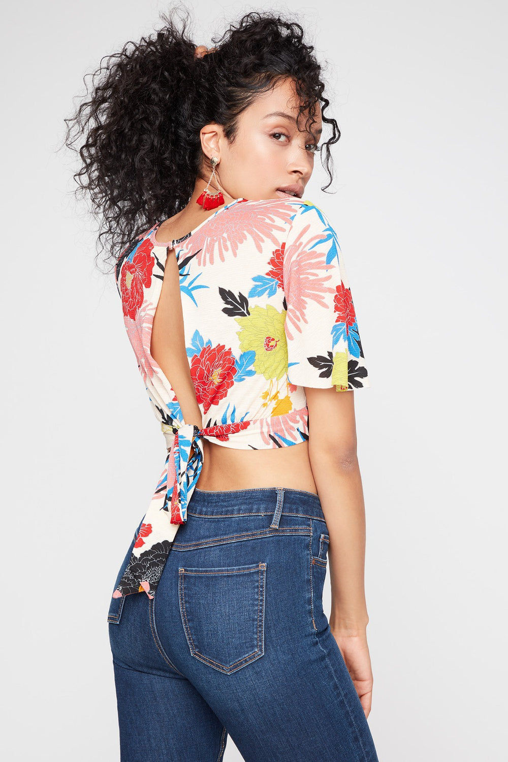 Women Printed Self-Tie Open-Back Front-Slit Cropped Blouse Multi