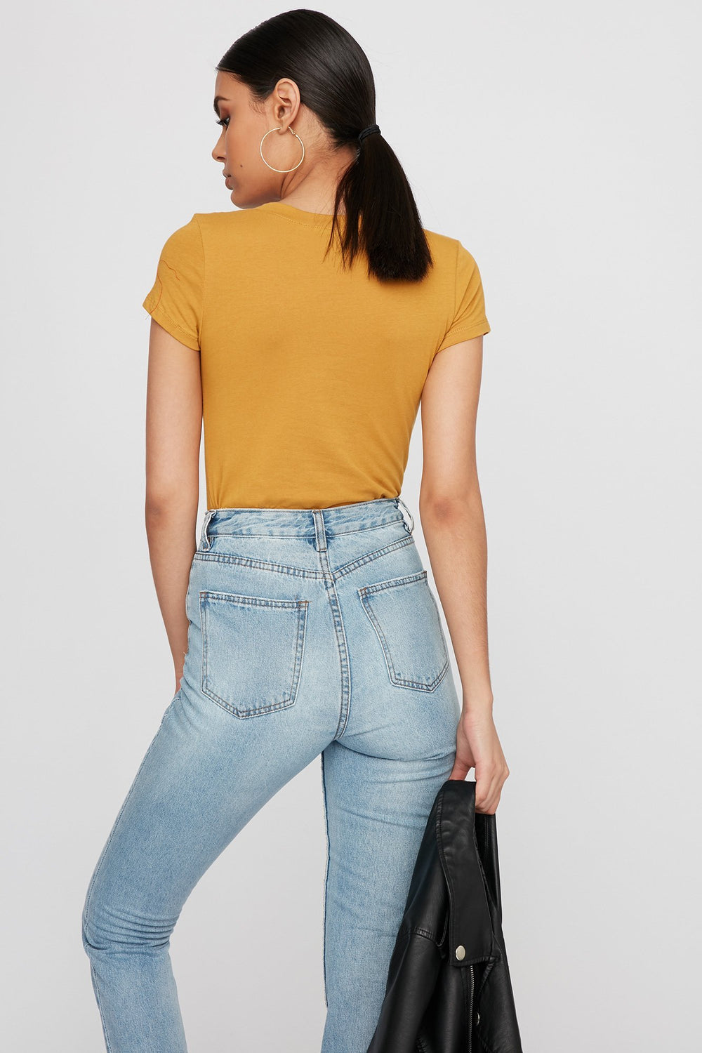 Women Basic V-Neck T-Shirt Mustard
