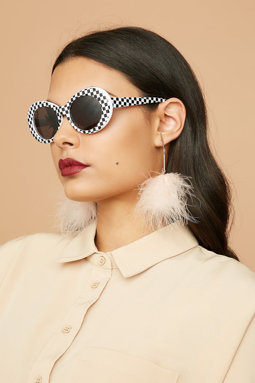 Women Lunettes de soleil à monture ovale Noir et blanc