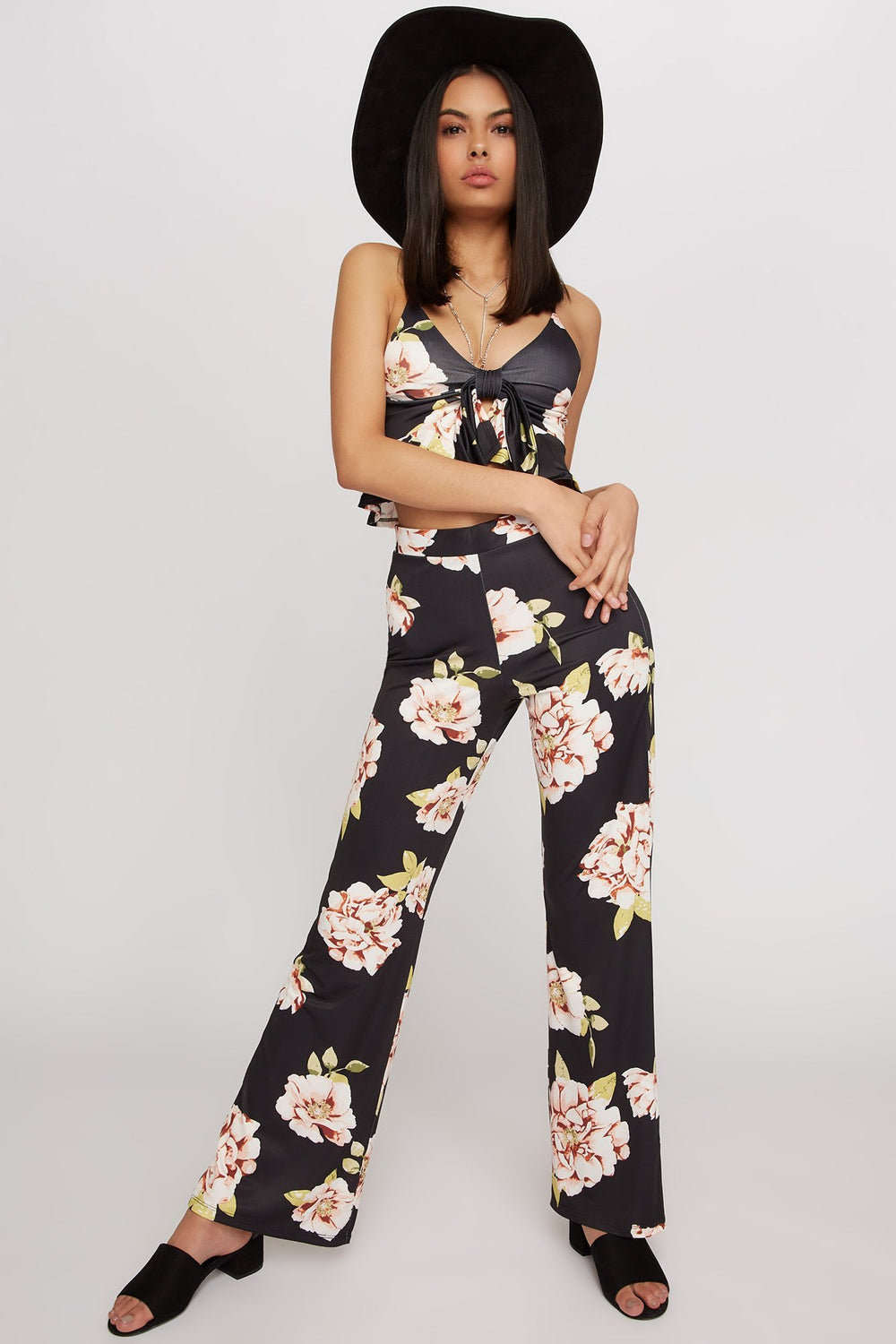 Women Blouse courte volantée fleurie nouée devant Noir