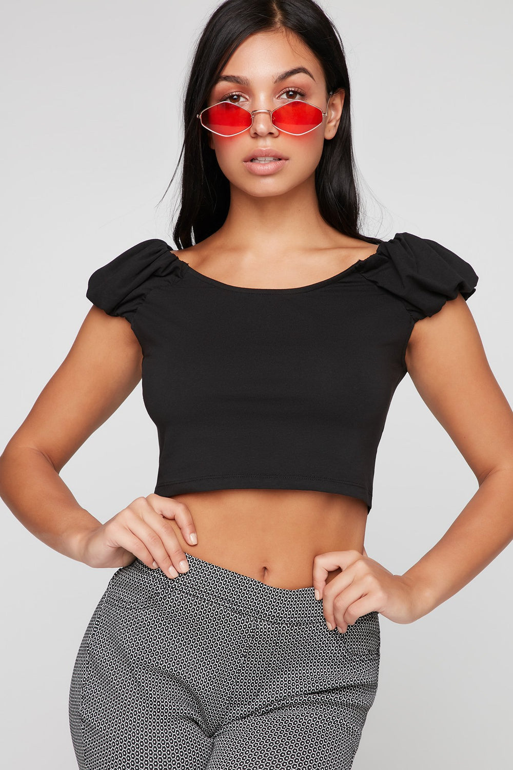 Women T-shirt court volanté à épaules dénudées Noir