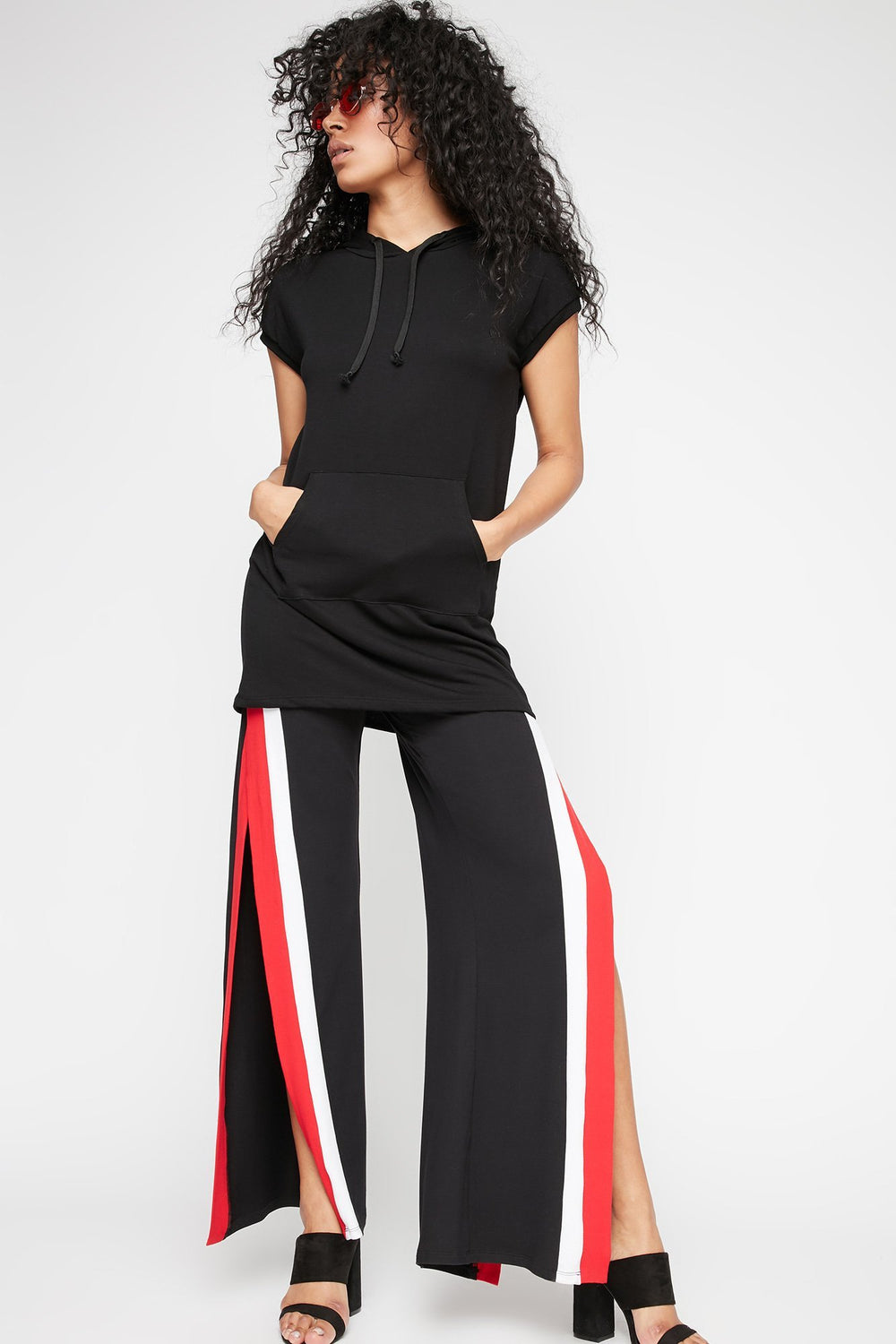 Women T-shirt surdimensionné à capuchon avec taille coulissante Noir