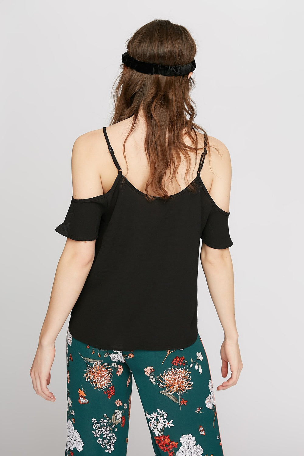 Women Blouse boutonnée à épaules dénudées Noir