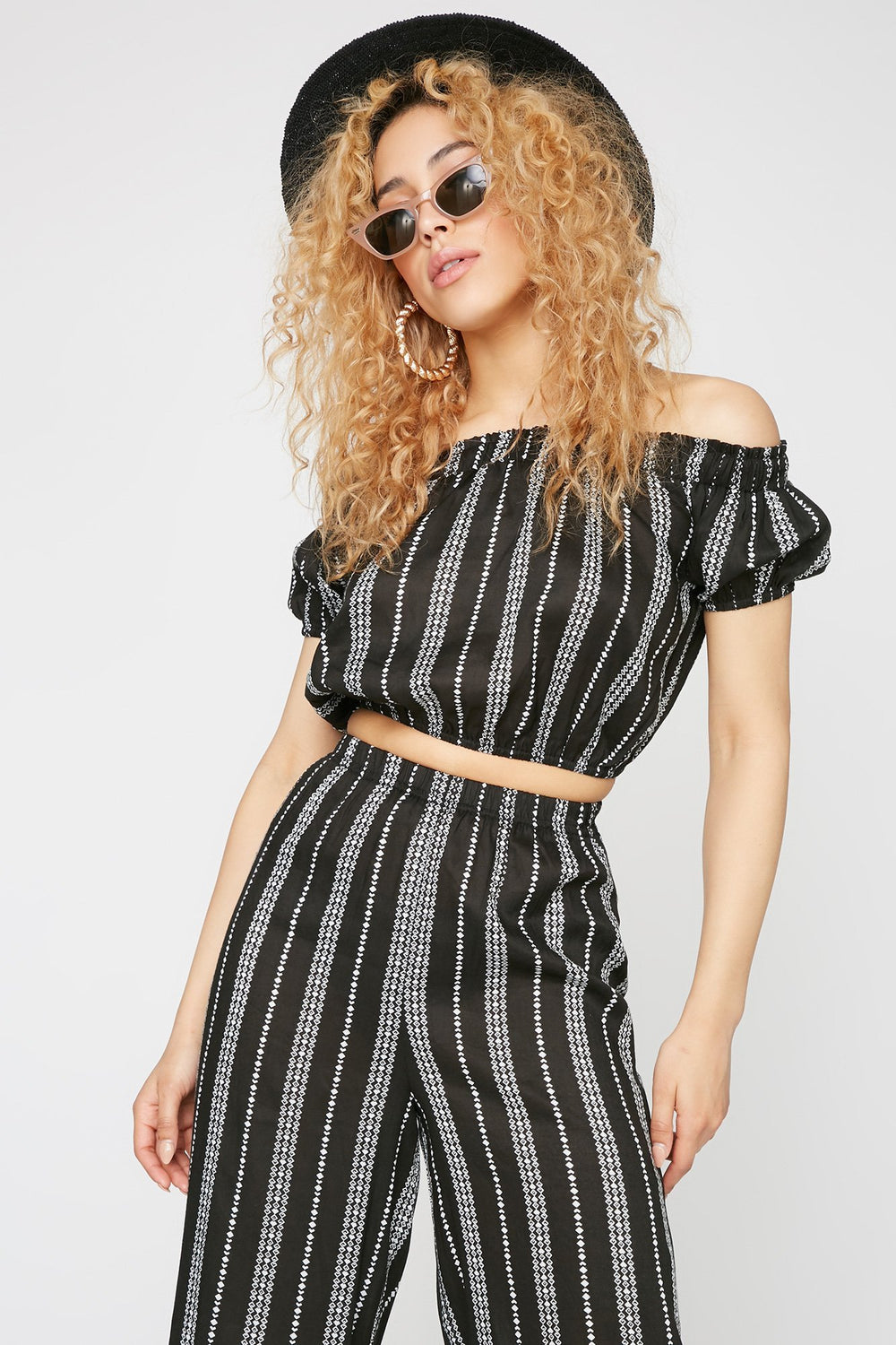 Women Blouse courte rayée à épaules dénudées Noir