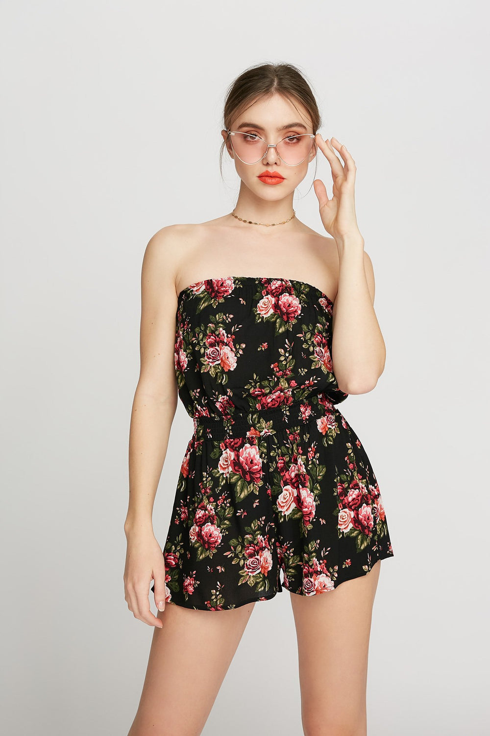 Women Combi-short fleuri sans bretelles avec taille smockée Noir