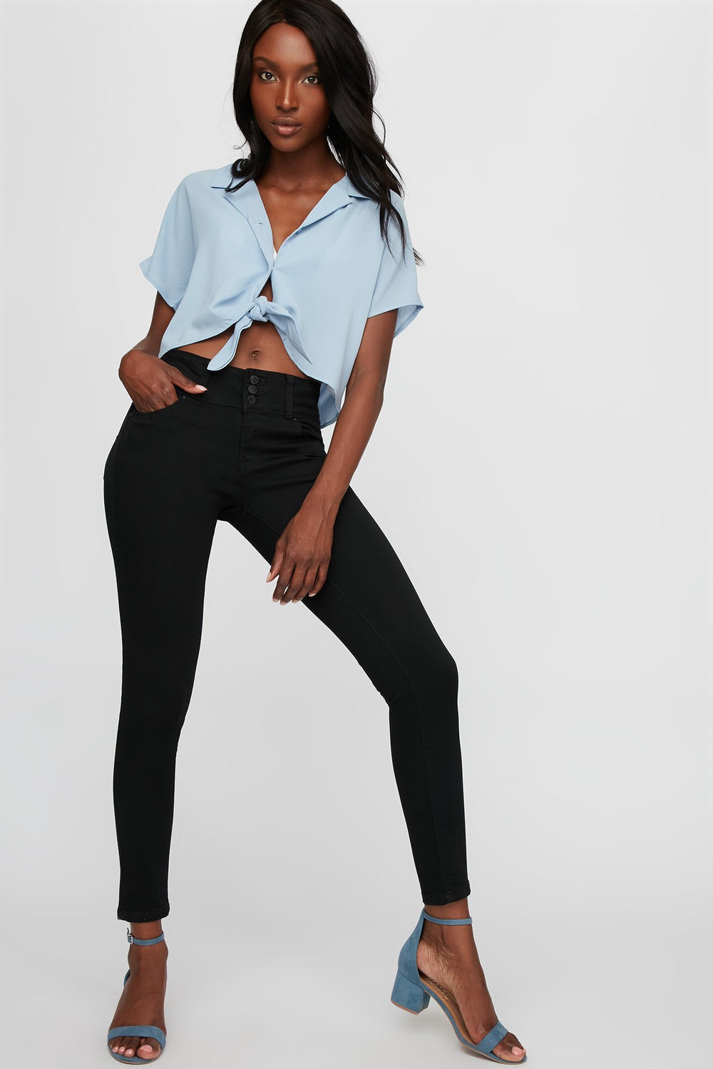 Women Jean remonte-fesses avec patte de boutonnage triple Noir