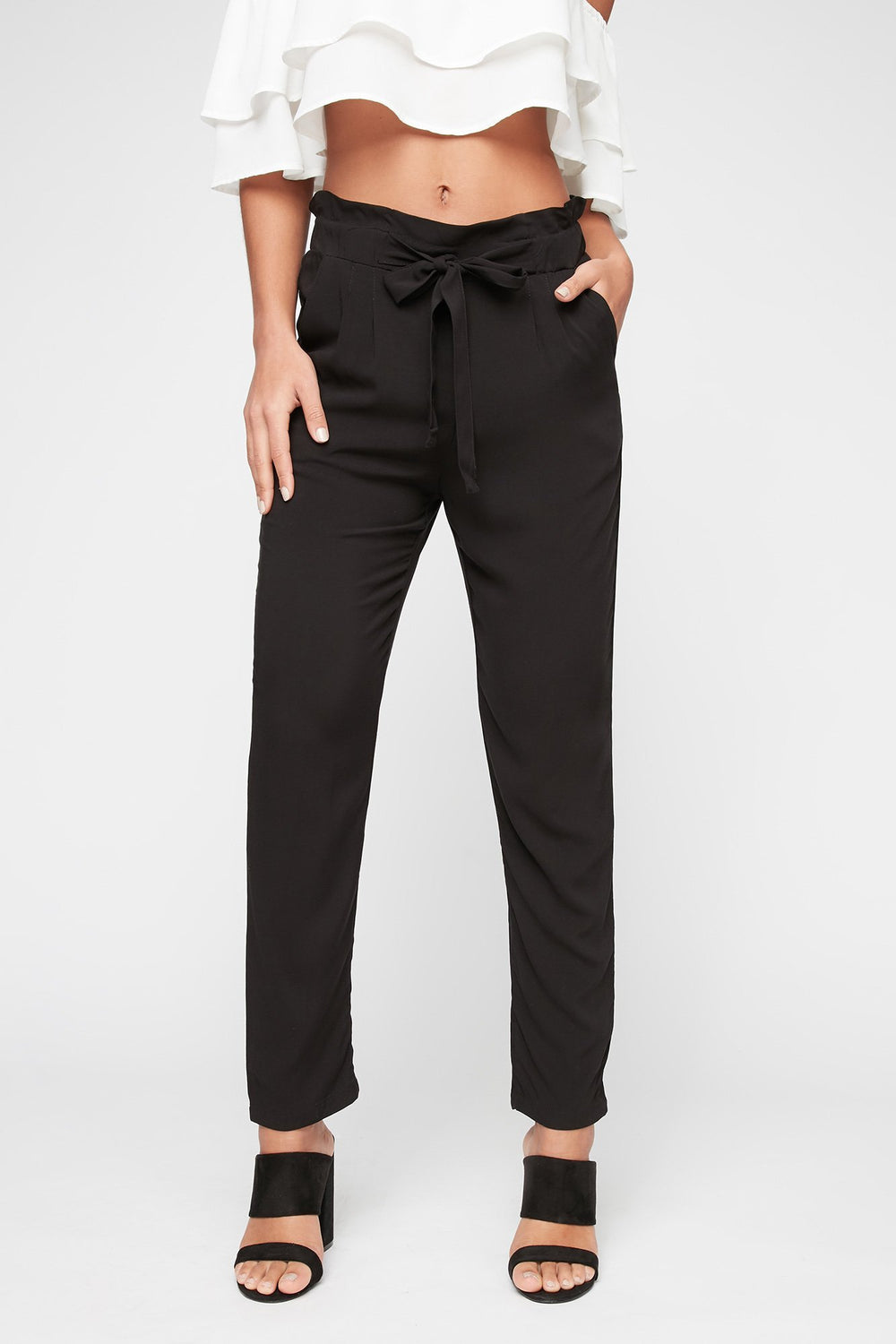 Women Pantalon à taille haute roulée avec attache Noir