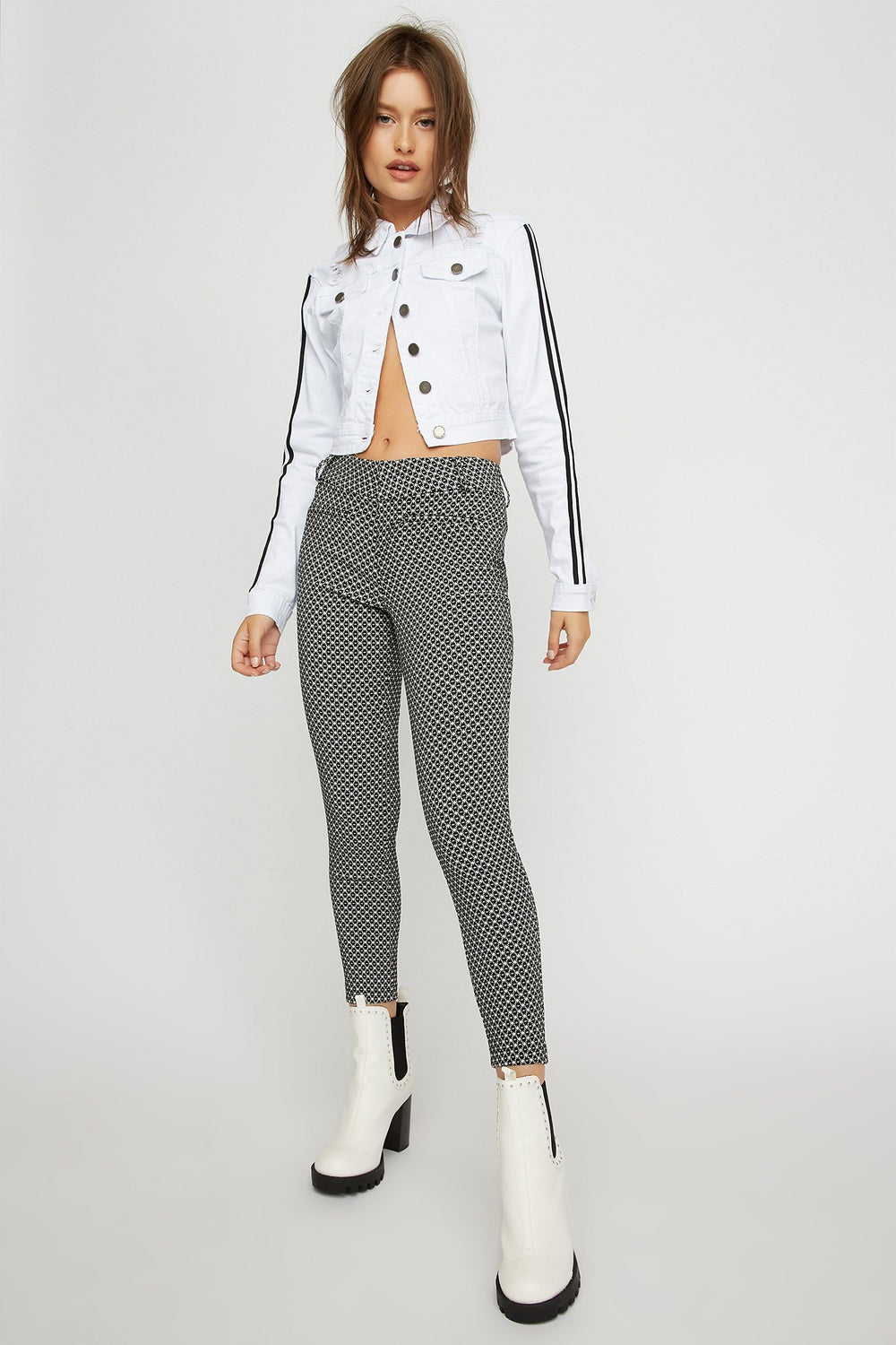 Women Pantalon étroit à motif jacquard Noir