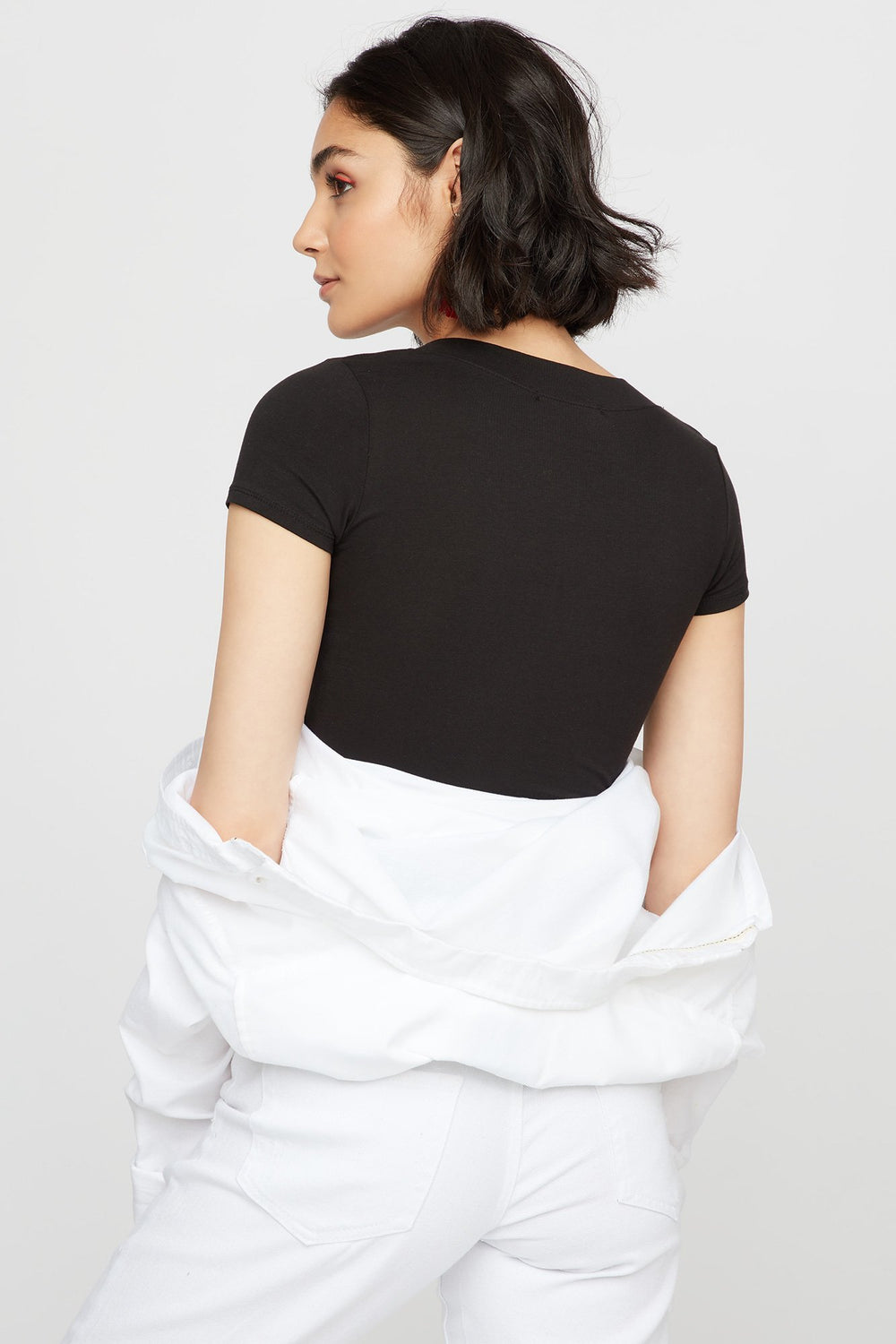 Women T-shirt de bas à encolure en V Noir