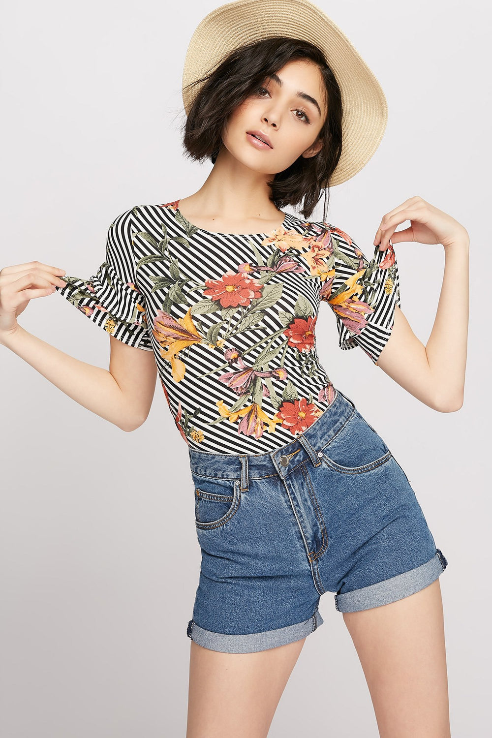 Women T-shirt fleuri à manches évasées Noir