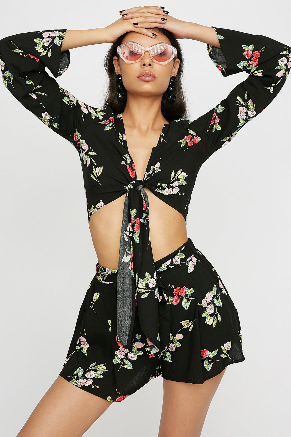 Women Floral Front-Knot Cropped Long Sleeve Plaid