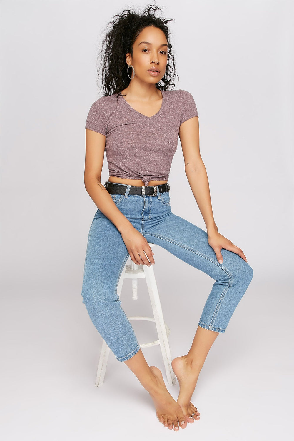 Women T-shirt de base teint par espacements à encolure en V Prune