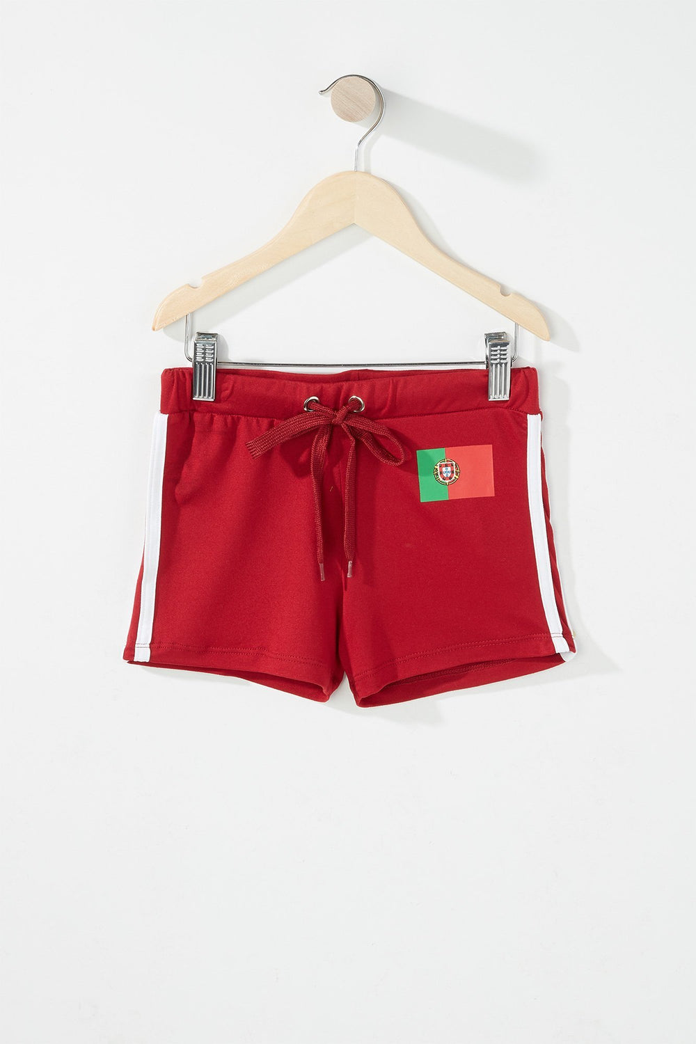 Kids Short à taille haute avec imprimé World Cup, rayures latérales et taille coulissante pour fille Prune
