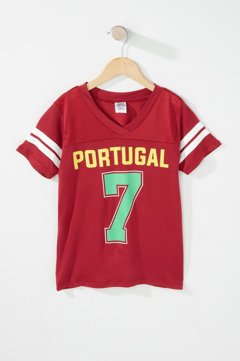 Kids T-shirt rayé de style universitaire en filet avec imprimé World Cup et encolure en V pour fille Prune