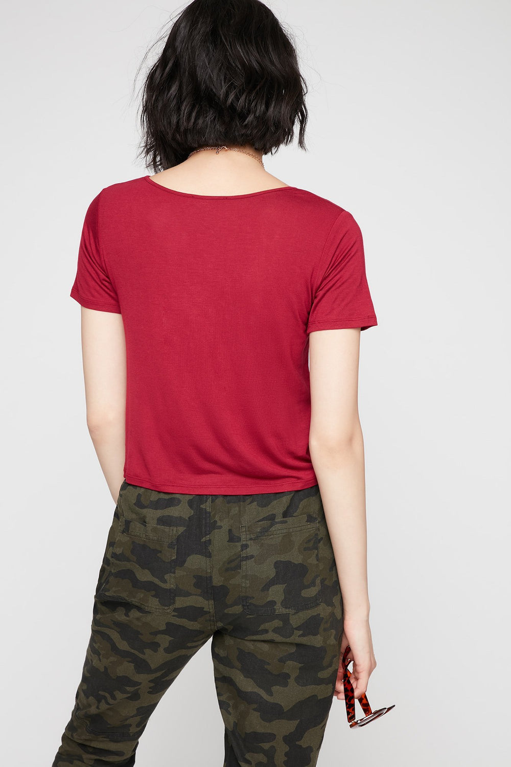 Women T-shirt léger à motif de cage à l'encolure Rouge foncé