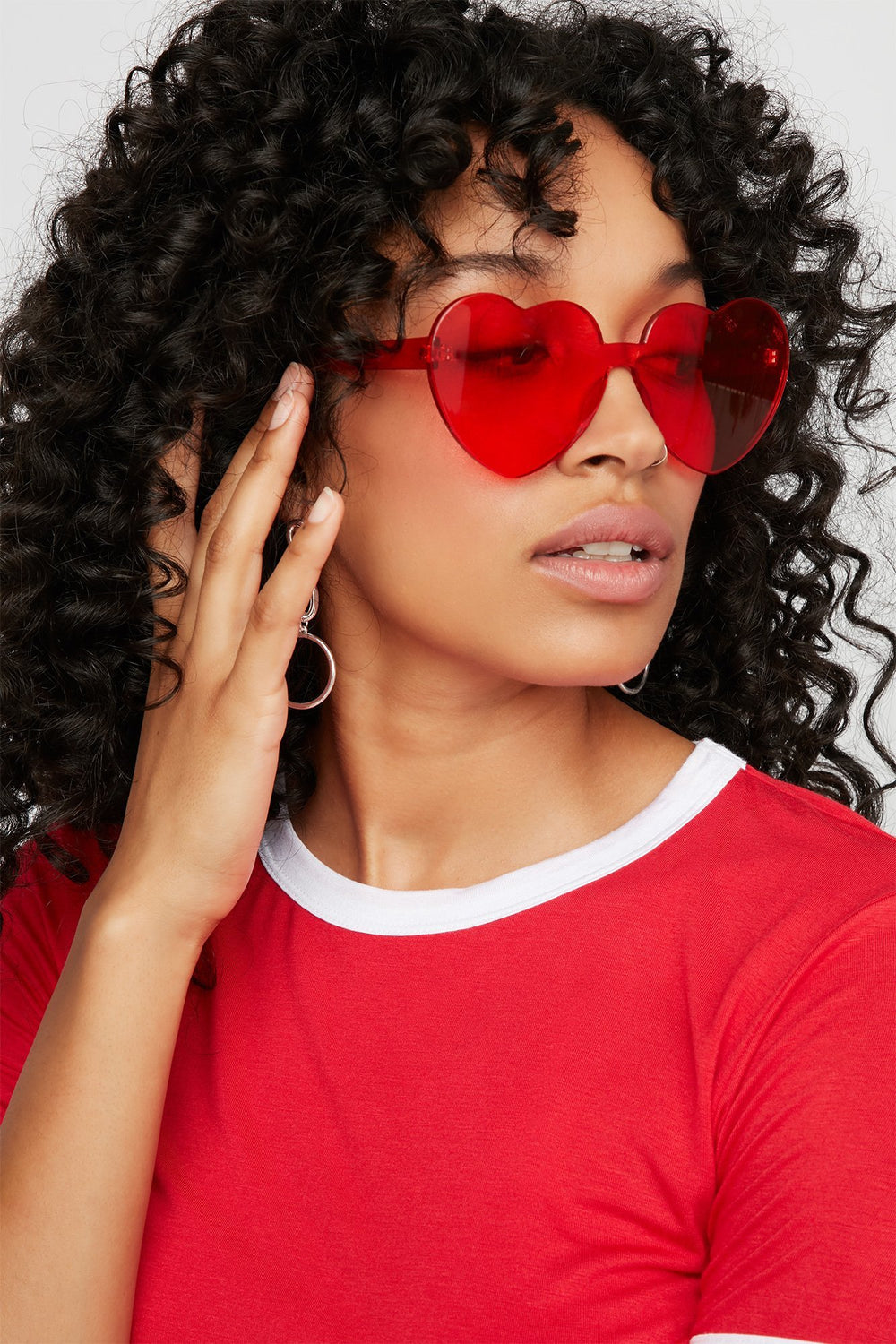 Women Lunettes de soleil surdimensionnées en forme de cur Rouge