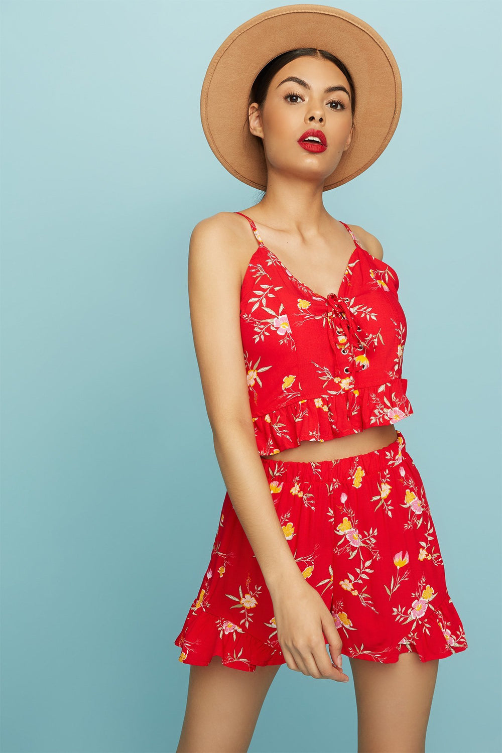 Women Short à enfiler fleuri volanté Rouge