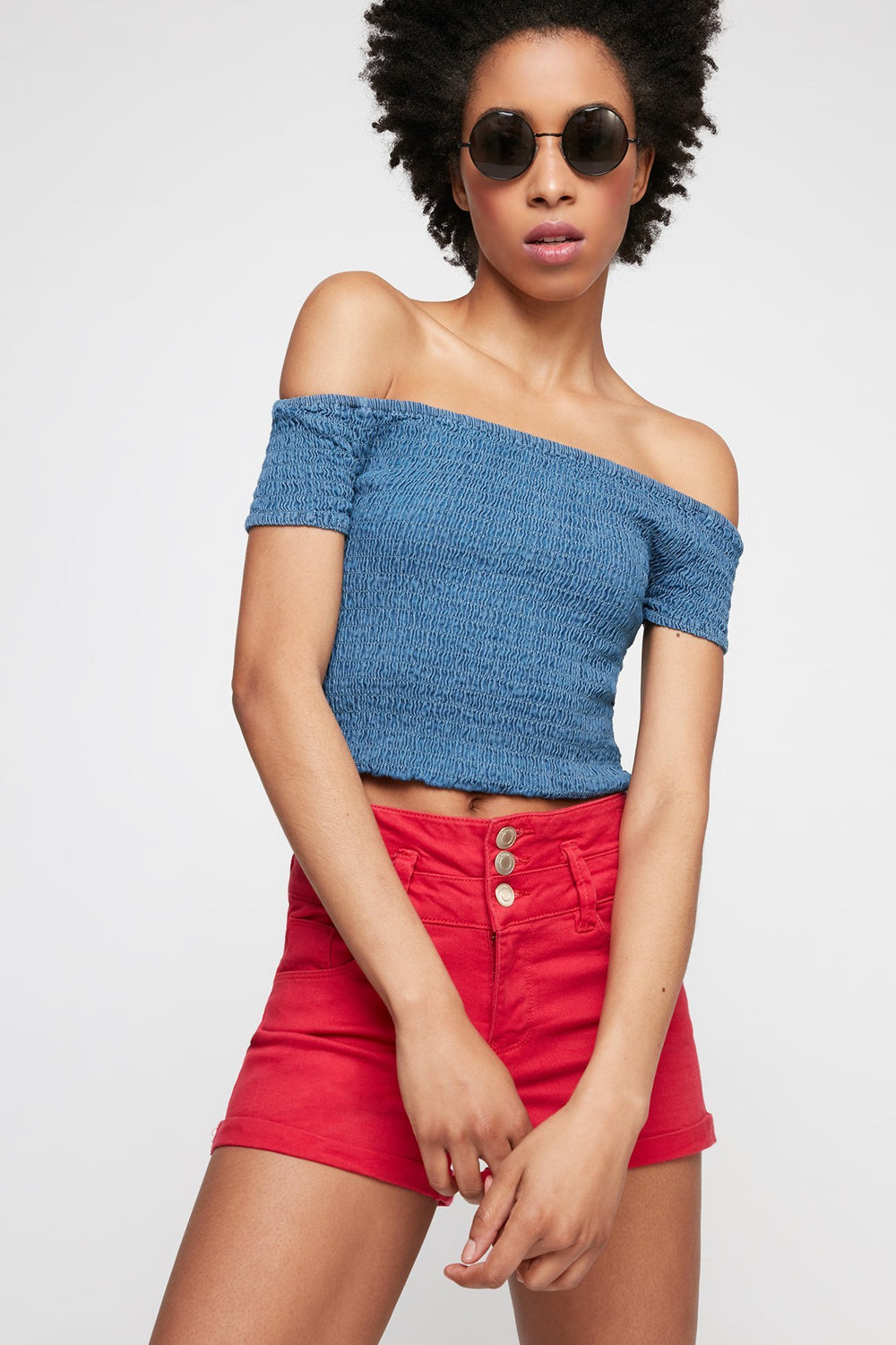 Women Short en denim Ibiza à taille haute avec patte de boutonnage triple Rouge