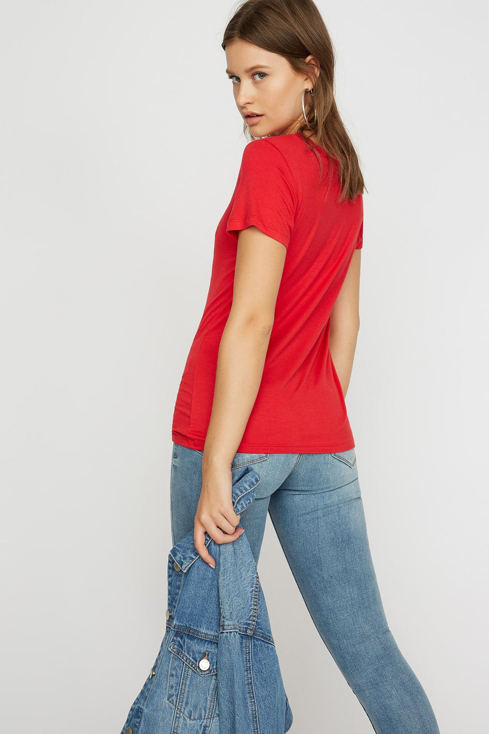 Women T-shirt à encolure en V avec collier ras-du cou Rouge