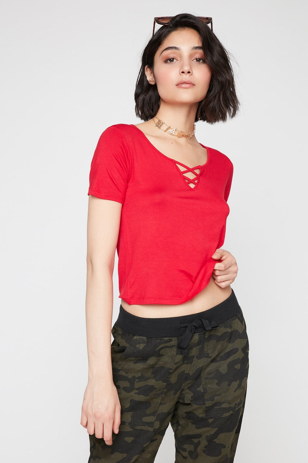 Women T-shirt léger à motif de cage à l'encolure Rouge
