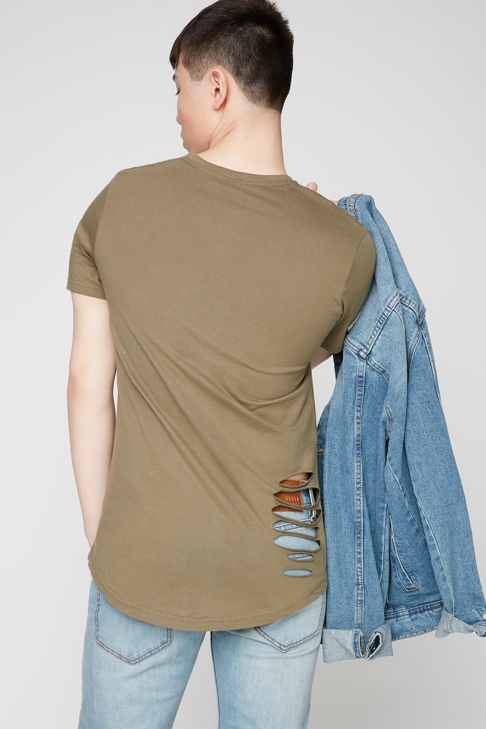 Men T-shirt d'aspect usé à encolure dégagée Sauge