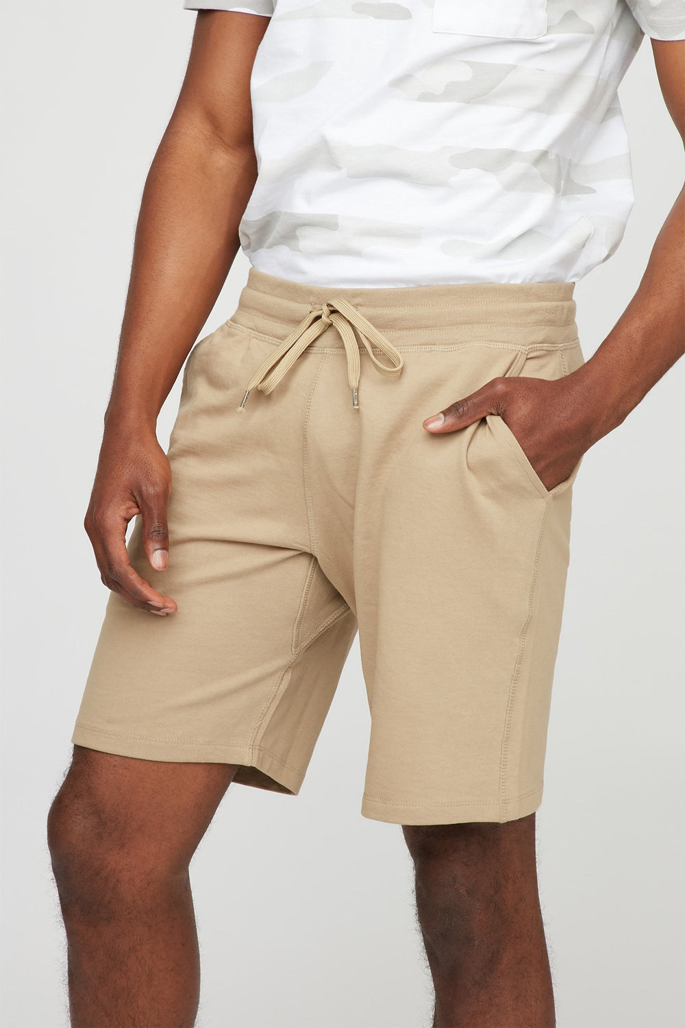 Men Fleece Slim Drawstring Jogger Short Tan