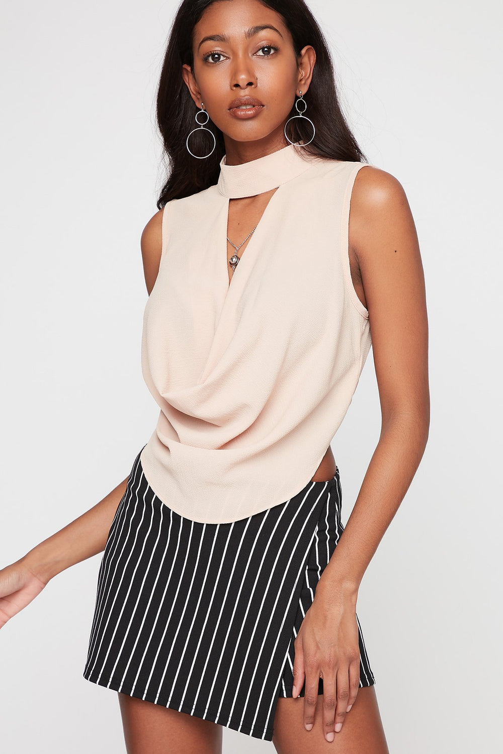 Women Blouse en crêpe à col roulé Taupe