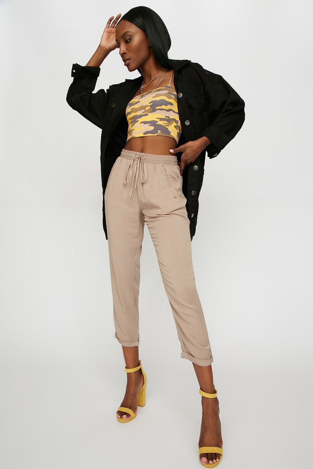 Women Lightweight Roll-Up Drawstring Jogger Taupe