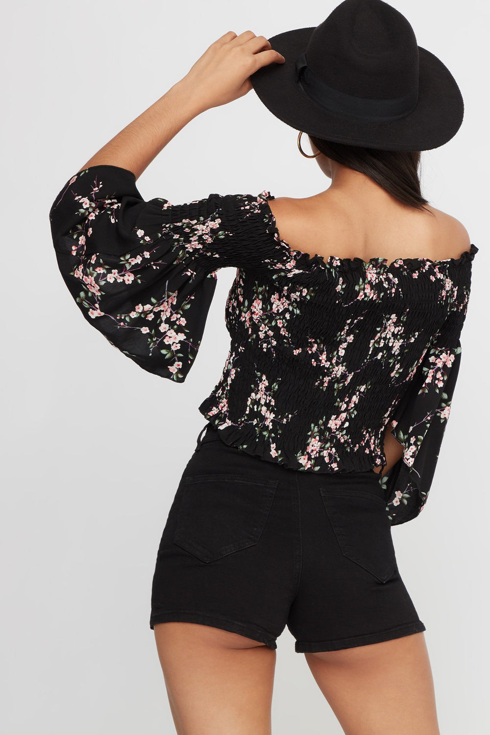 Women Blouse courte smockée fleurie à manches évasées et épaules dénudées Varié
