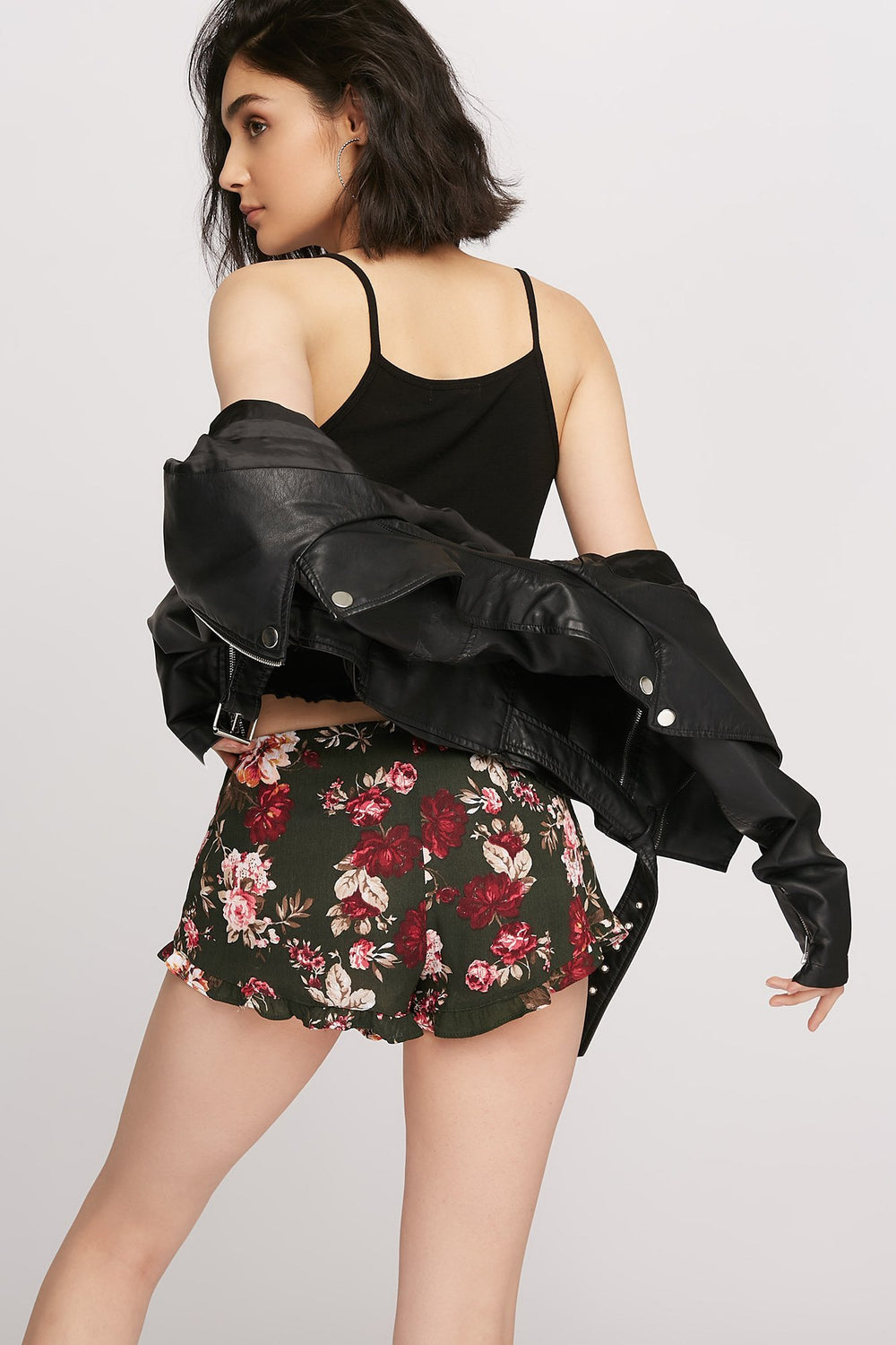 Women Short à enfiler léger volanté fleuri Vert chasseur