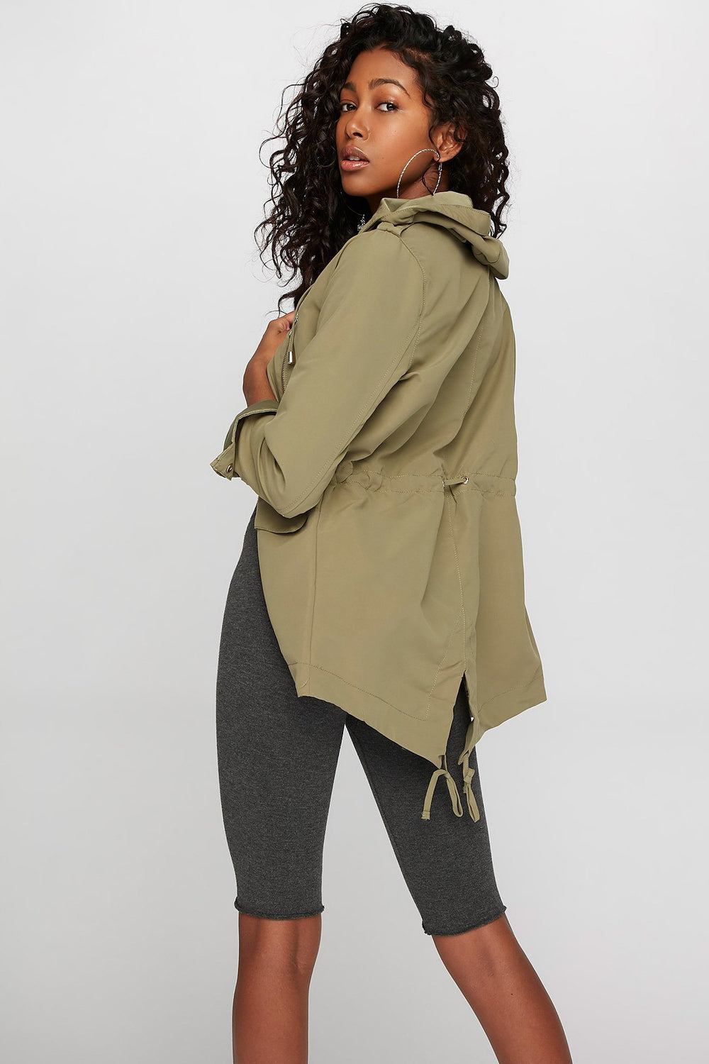 Women Anorak à capuchon en microfibre avec taille coulissante Vert foncé