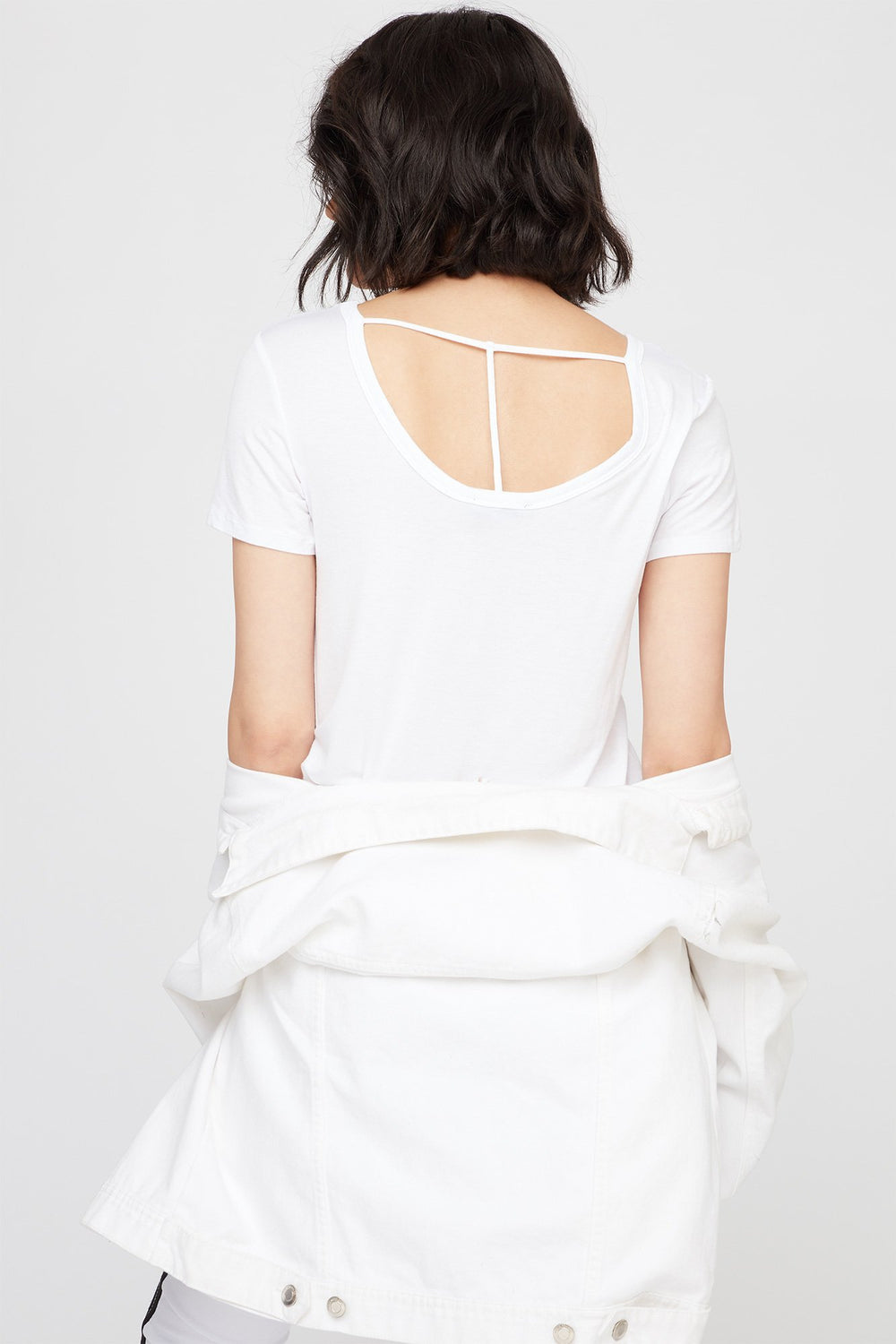Women T-Back Cropped Scoop Neck T-Shirt White
